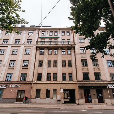 Central Comfort At Hanzas Residence, Stay Near Cafes, Bars, Museums & Esplanade Riga Buitenkant foto